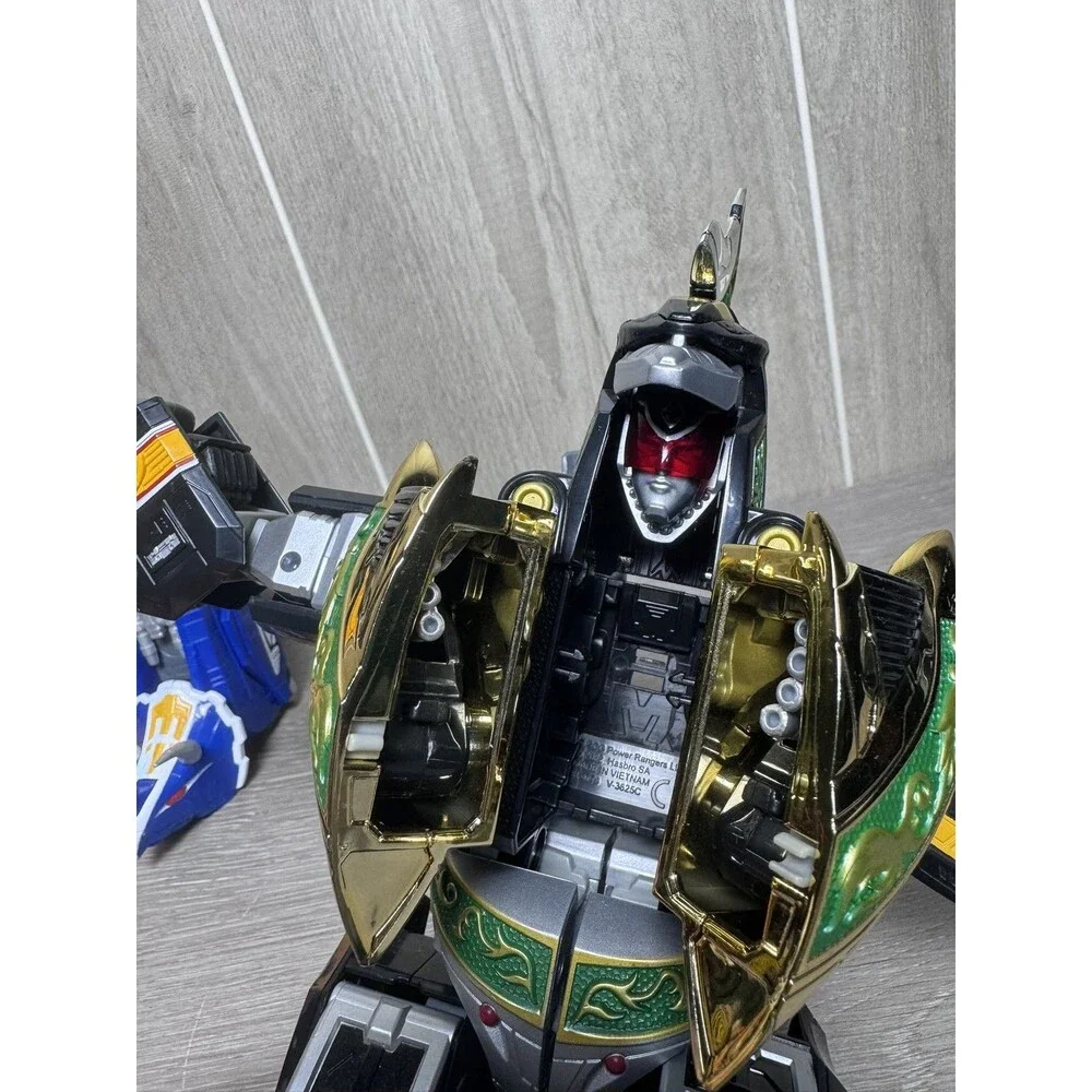 Mighty Morphin Power Rangers Dragonzord Battle Mode Megazord Action Figure